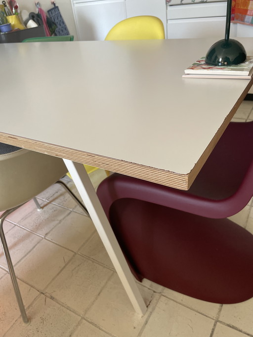 White Hay Loop Stand table for sale (200 x 92.5 cm)