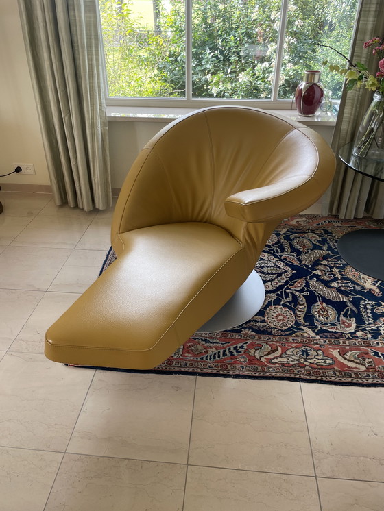 Image 1 of Poltroncina girevole Leolux Parabolica