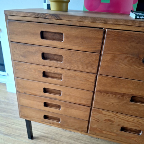 Image 1 of commode vintage