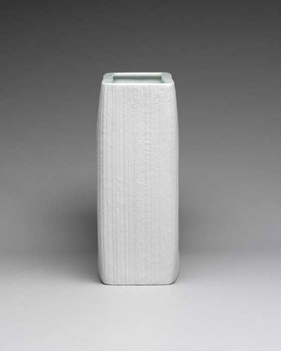 Image 1 of Martin Freyer Rosenthal Studio Line Brutalist Bisque Porselein Vintage H 24 cm Fossil Vaas