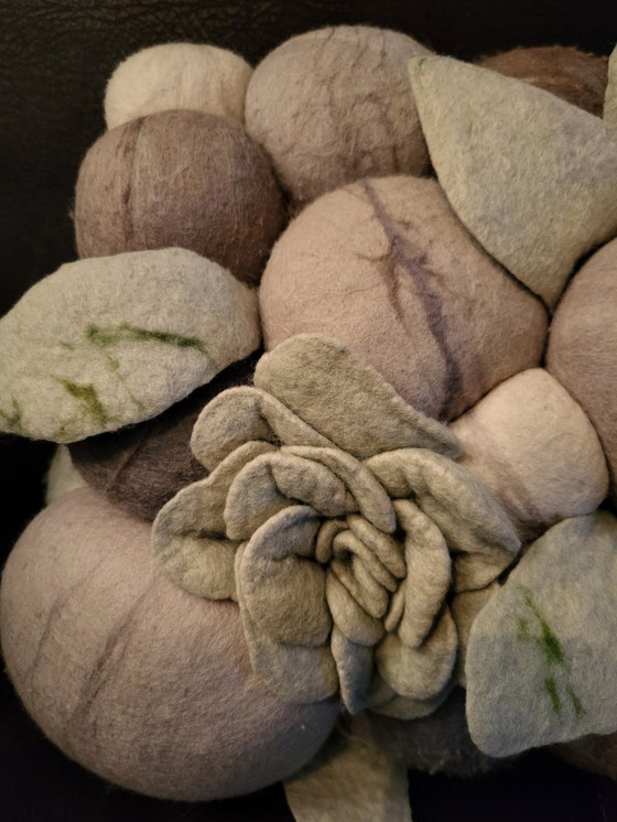 Image 1 of Coussin de pierre par la designer Ronel Jordaan