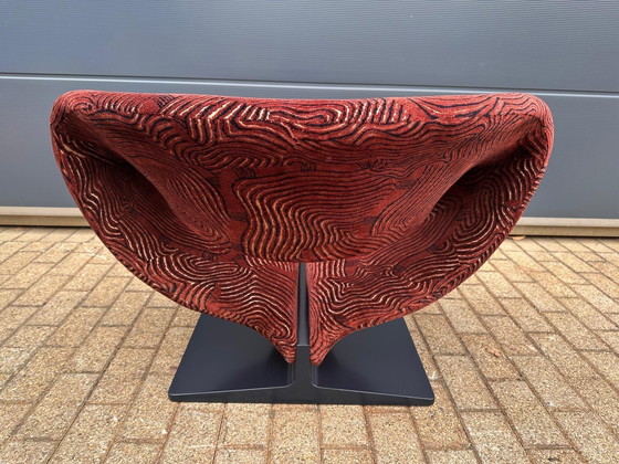 Image 1 of Artifort Ribbon chair + Pierre Paulin ottoman in Pierre Frey fabric. In mint condition!! 10/10