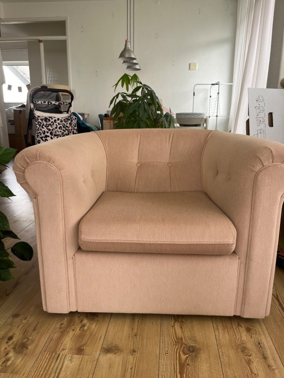 Image 1 of Sillón Chesterfield original, retapizado (rosa)
