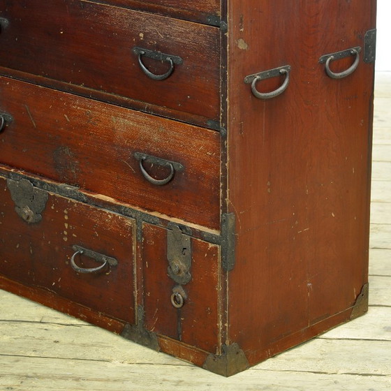 Image 1 of Cómoda japonesa Tansu, circa 1870.