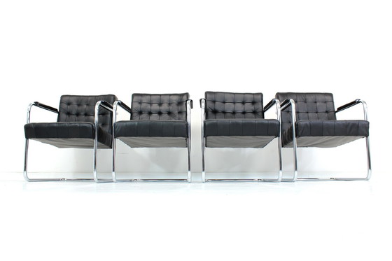 Image 1 of As new, Set of 4 Bauhaus Cantilever armchairs (Freischwinger) with premium leather and chromed tubular steel frame, 1a restored