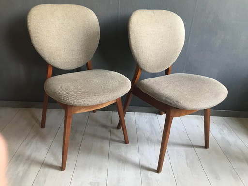 2 x Louis van Teeffelen Dining table chairs Jr. 60