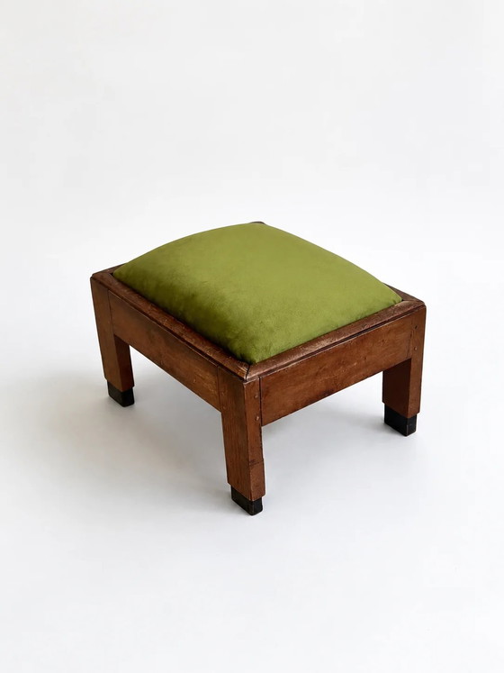 Taburete escolar de Ámsterdam, Países Bajos, década de 1920. – Reposapiés y pufs, Wood, Velvet (photo 3 of 5)