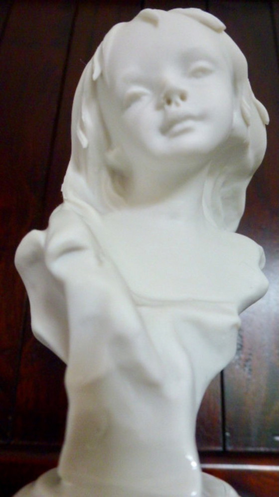 Image 1 of Capodimonte, 2x Nico Venzo Busts - Bisque porcelain.