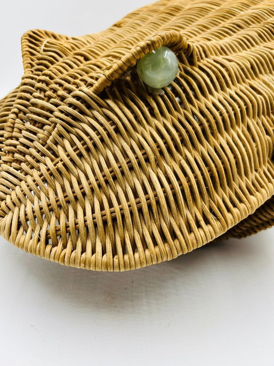 Portariviste in vimini a forma di rana, opera di Olivier Cajan, 1970. – Oggetti decorativi, Rattan (photo 4 of 13)