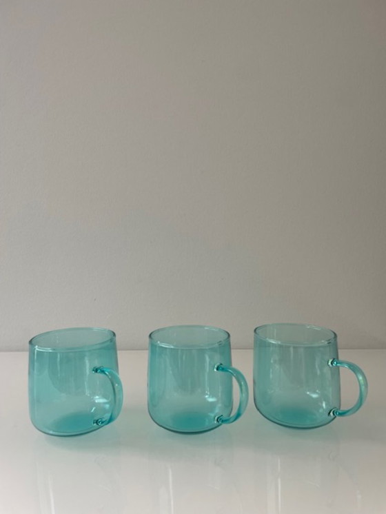 Image 1 of Ensemble de 5 tasses en verre turquoise soufflé à la bouche