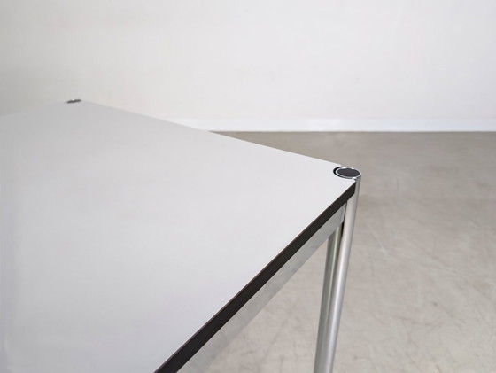 Image 1 of 2x Escritorio original USM Haller, mesa cuadrada pequeña blanca