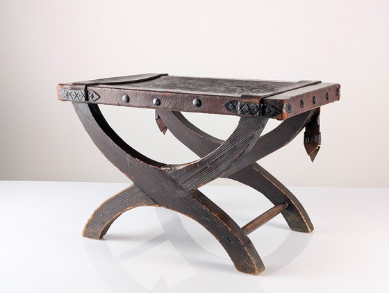 Image 1 of Sgabello curule coloniale spagnolo in pelle e ferro battuto, Messico, anni '40