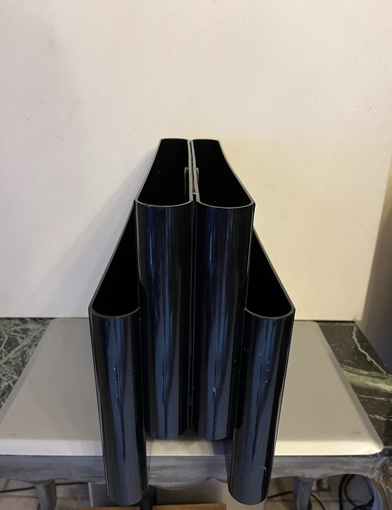 Image 1 of Small black magazine holder Giotto Stoppino Kartell