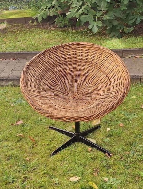 Image 1 of Paar bamboe en ijzeren draaibare stoelen, 1960
