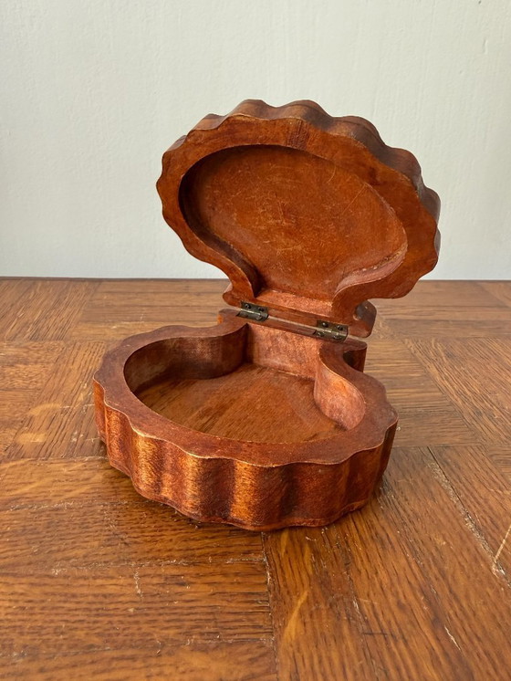 Image 1 of Boîte en bois coquillage - charme naturel