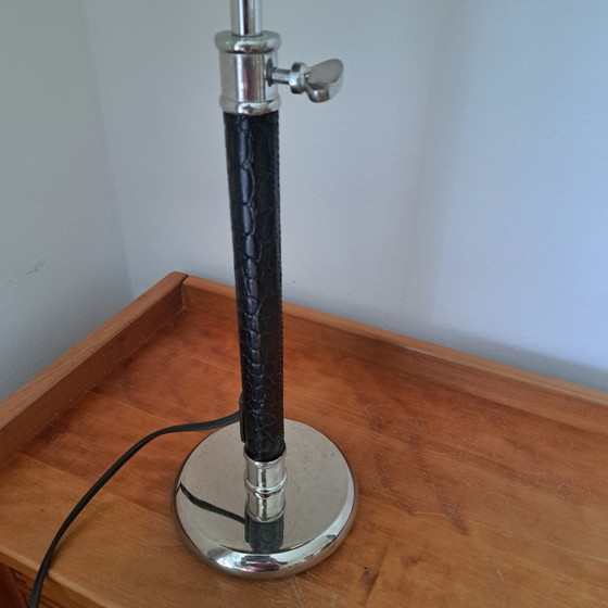 Vintage Chrome & Croco-Effect Table Lamp – Adjustable – Adnet Style – 1970s/80s – Metal, Leather (photo 6 of 6)