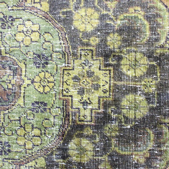 Image 1 of Retroslice vintage rug 140x140