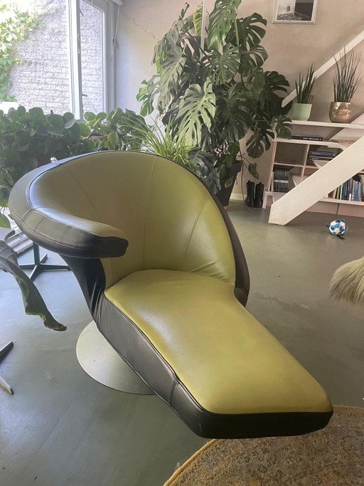 Fauteuil Leolux Parabolica – Leather, Metal (photo 2 of 7)