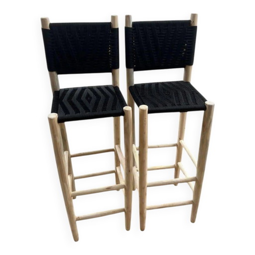2 tabourets noirs artistiques faits à la main