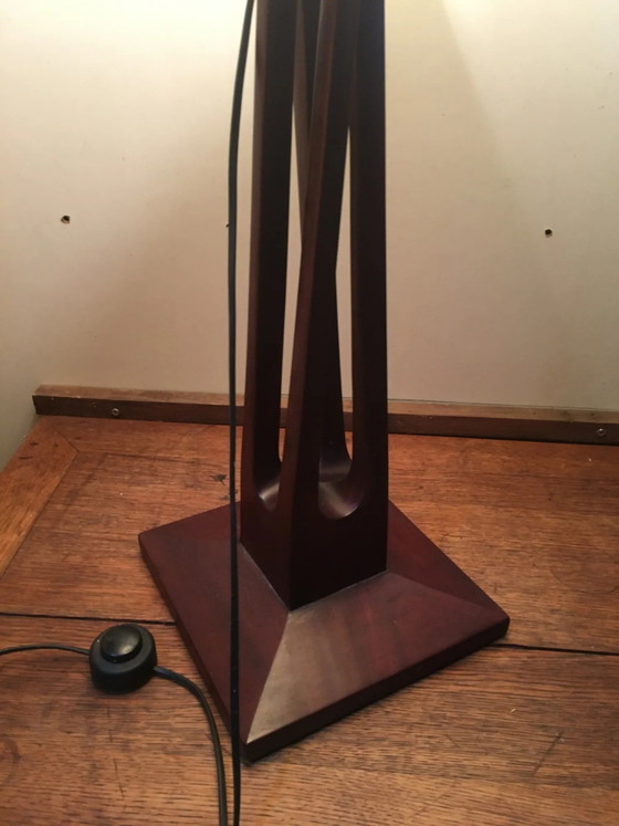 Lampada in mogano con base scolpita. – Lampade da tavolo, Vintage (photo 6 of 9)