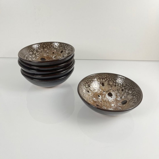 Image 1 of Set van 6 geglazuurde keramische kommen met een reactief effect, in Japanse stijl.