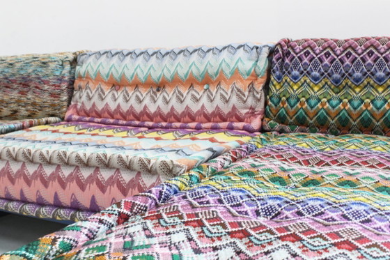 Image 1 of Canapé Roche Bobois Mah Jong, design Missoni par Hans Hopfer, avec plateforme