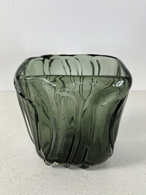 Große, schwere Vase aus strukturiertem Glas