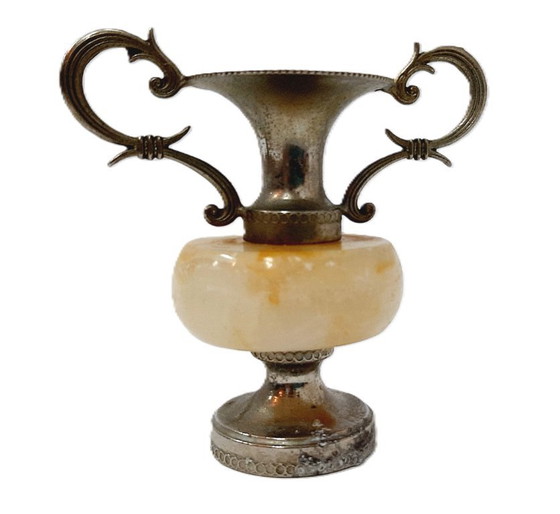 Image 1 of Vintage small decorative amphora with onyx