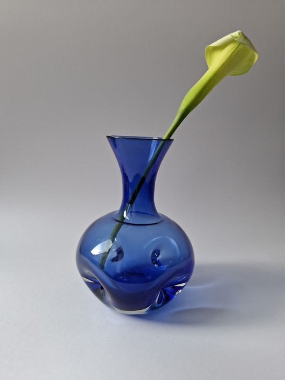 Image 1 of Vintage studio glass vase, cobalt blue – mouth-blown – organic shape – H 16 cm