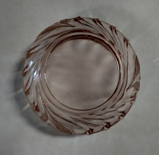 Image 1 of ciotola/piatto per caramelle in vetro rosa