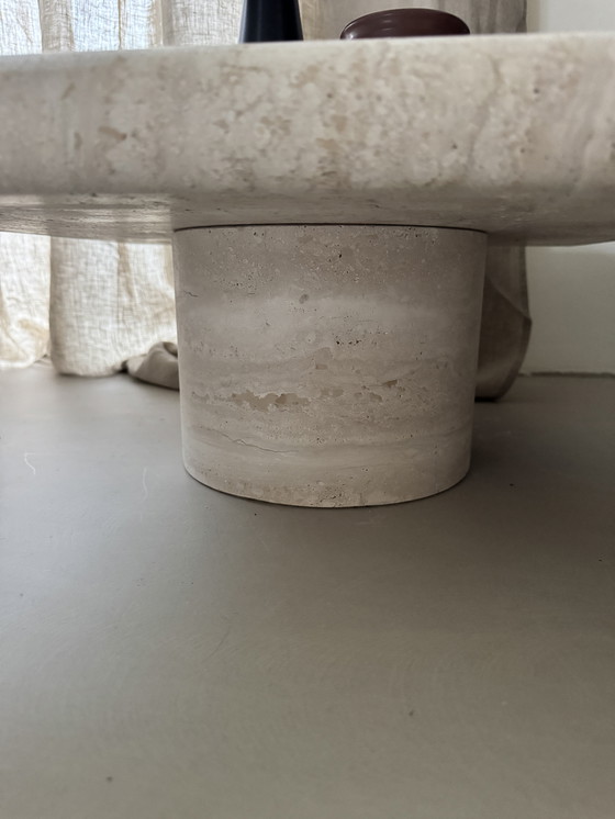 Image 1 of Table Basse Vintage en Travertin Angelo Mangiarotti