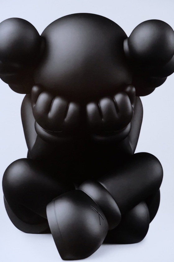 Image 1 of KAWS Companion 2021 Zwart | affiche