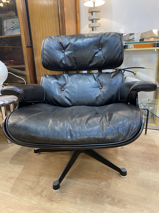 Coppia di poltrone Eames Lounge