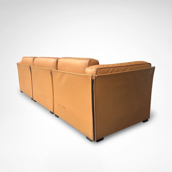 Duc Camel Leather 3-Seater Sofa by Mario Bellini for Cassina 1990s – 3-5 seaters (photo 6 of 10)