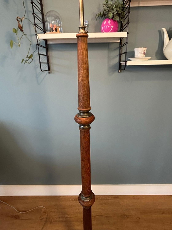 Image 1 of Base de lámpara de roble antiguo