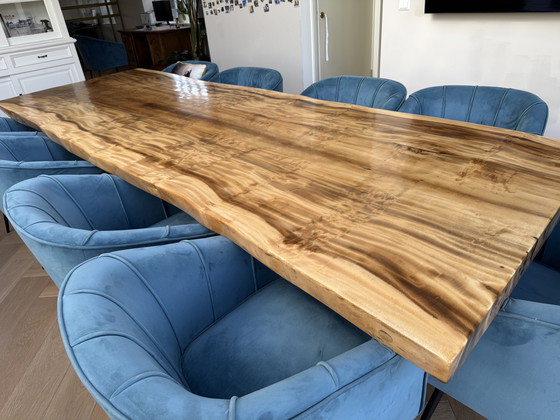 Image 1 of Tavolo da pranzo in legno di quercia con finitura epossidica (3 metri)