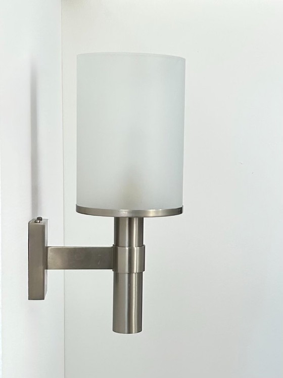 Image 1 of Perzel wandlamp, model 1141 bis, metaal en opaalglas, Frankrijk, 1960