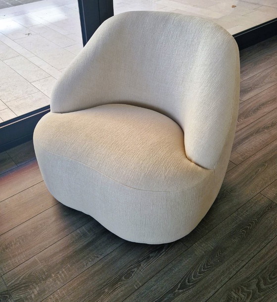 Image 1 of Fauteuil Margas par &tradition