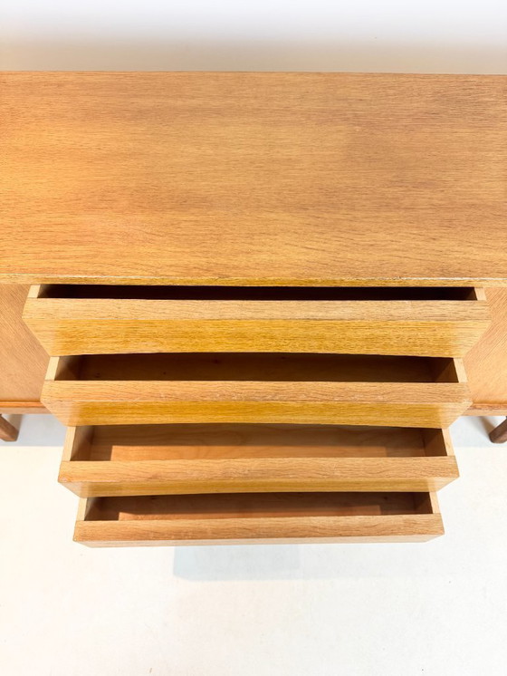 Image 1 of Commode/Buffet en chêne Erik Wørts