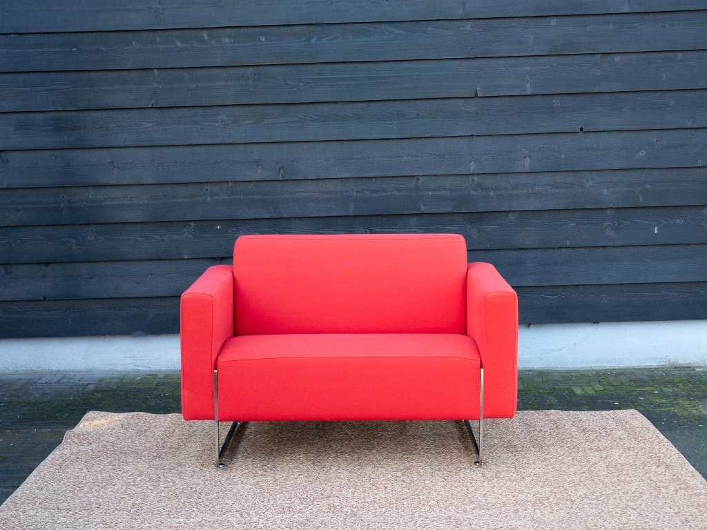 Artifort Jument | Canapé causeuse design rouge | René Holten | €695 ...