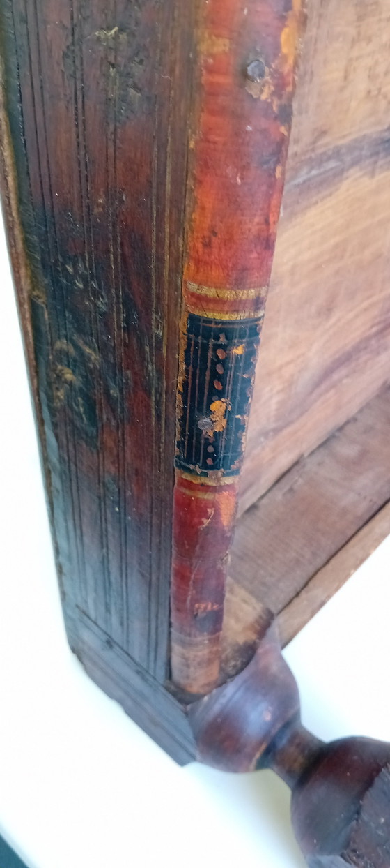 Authentic 19th century Rajasthani Bajot devotional table. – Decorative Objects, Other, Wood (photo 5 of 7)