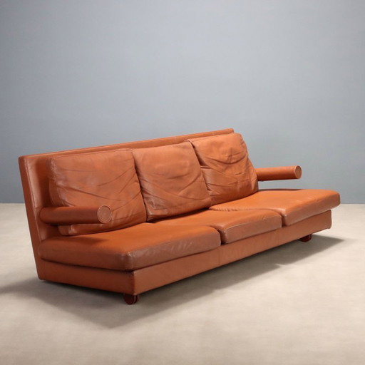 Basity-bank van Antonio Citterio voor B&B