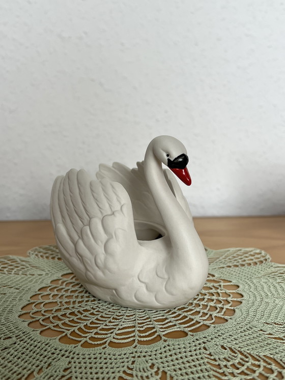 Image 1 of Porcelian Swan 