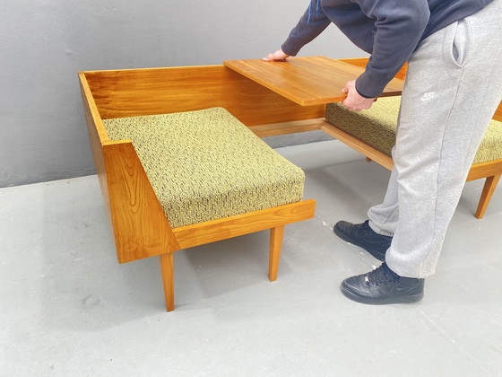 Image 1 of Divano in legno di metà secolo con tavolino laterale – Design modulare, anni '70