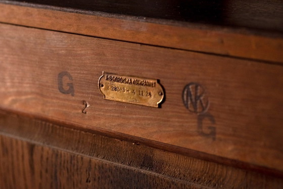 Image 1 of Libreria "Gillberga" in quercia di Nordiska Kompaniet, 1924 Svezia