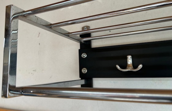 Image 1 of Vintage chrome wandkapstok