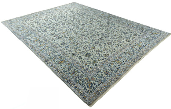 Image 1 of Signed Kashan cork - 397 x 306 cm - Pistachio green