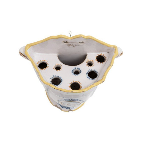 Image 1 of Pflanzgefäße für die Wand - Frankreich, Provence - Manufaktur Allemagne-en-Provence - Steingut - Ende 18.