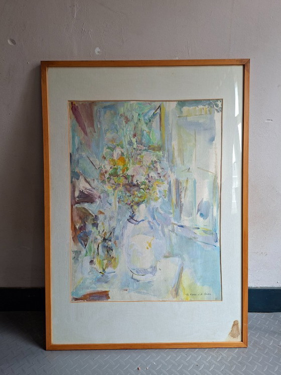 Image 1 of Peinture d'Emme van der Heide (1981) – Gouache « Pot de fleurs sur une table dans l'atelier »