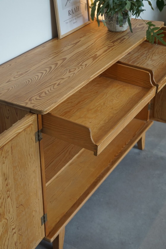 Image 1 of Side board Göran Malmvall voor Svensk Fur 